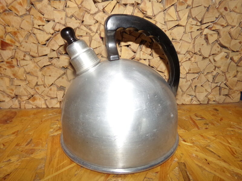 №61. Чайник алюминиевый со свистком. 2.5 литра. СССР. 1970-тые года.