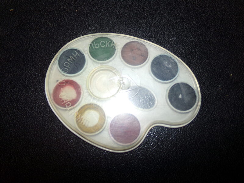 №38. Palete ar akvareļkrāsām. PSRS. 1970-tie gadi.