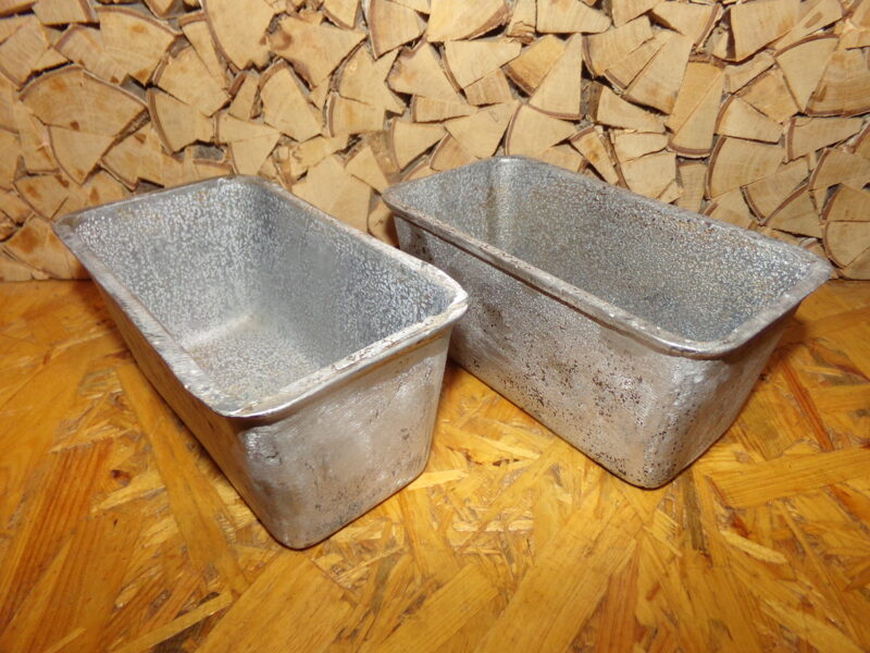 №83.Две алюминиевые формы для выпечки хлеба. Объем 500 мл. СССР.