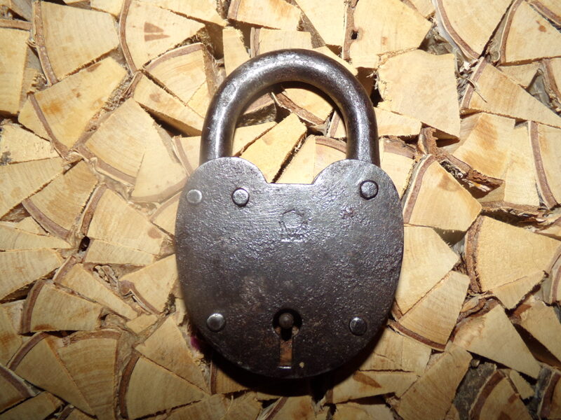 №23. Навесной замок "Лоде". Советская Латвия.