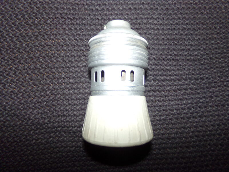 №42. Фаянсовый патрон для индустриальной лампы. СССР.