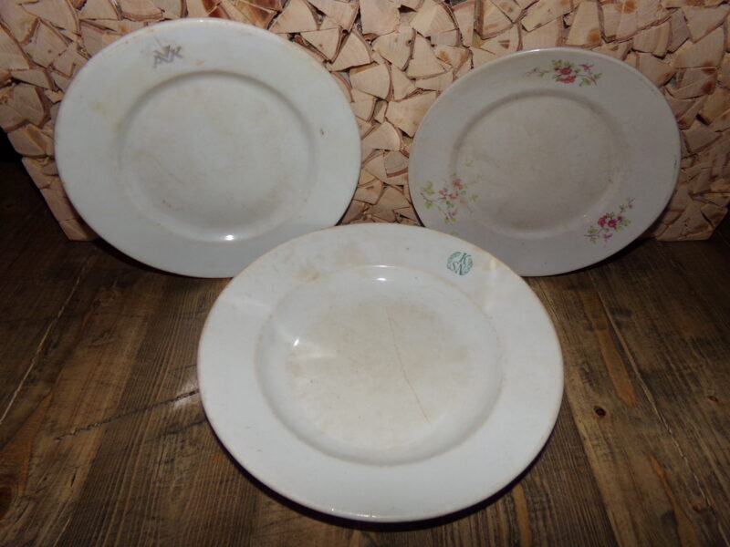 №29. Три тарелки. Латвия. 1930-тые года.