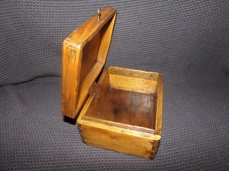 №21. Шкатулка. Восточная Латвия. Начало 20 века.