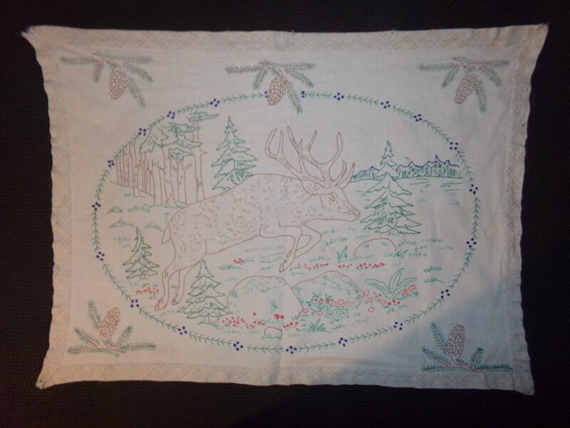 №34. Настенная салфетка с вышитым узором. Восточная Латвия. Начало 20 века.