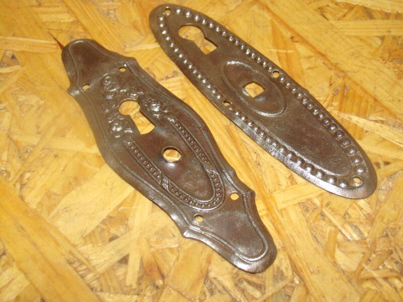 №47. Две мебельные накладки. Начало 20 века.