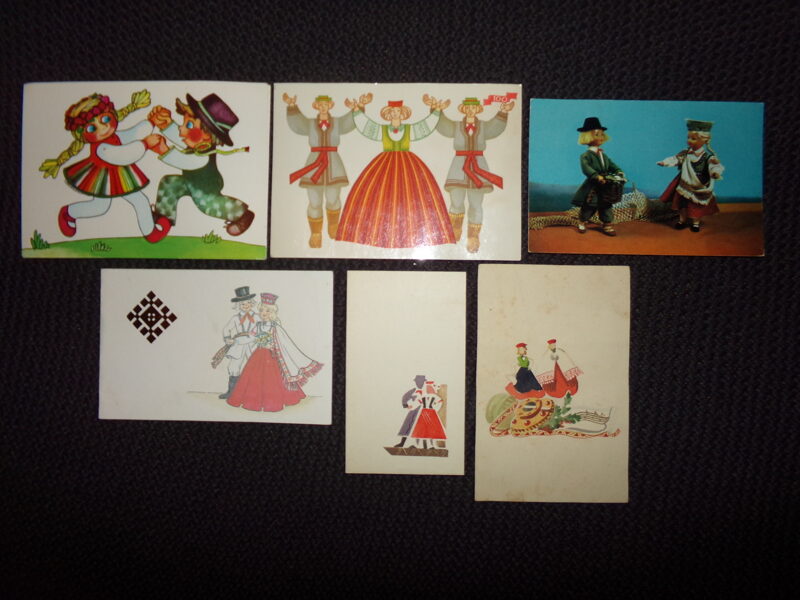 №92. Шесть открыток времен Советской Латвии. Национальные костюмы.