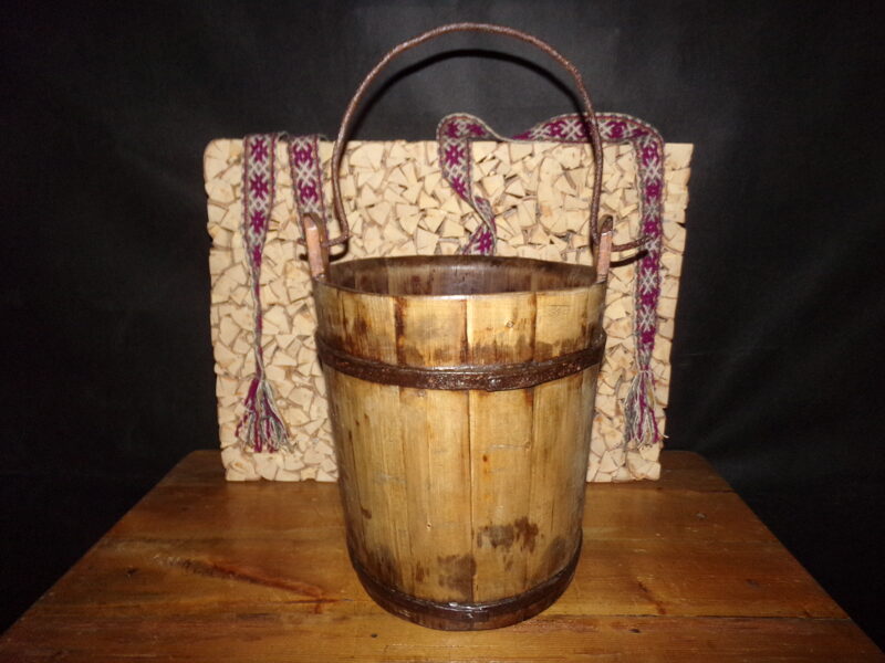 №37. Spainis ar dzelzs rokturi