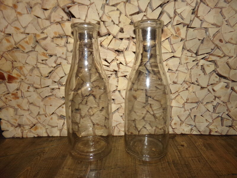 №39. Стеклянные бутылки для молока. Объем 1 литр. Латвия. 1930-тые года.