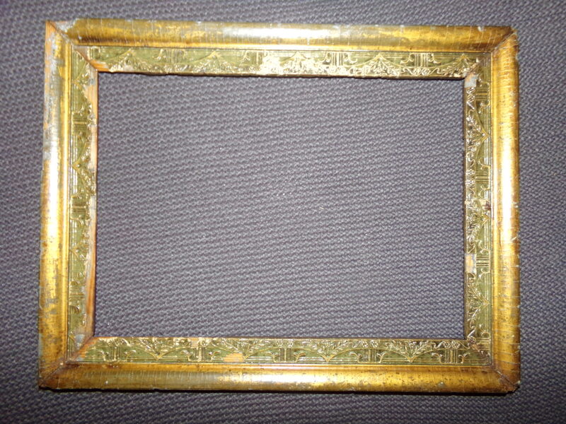 Лепная рамка с орнаментом. 19 век. Размер 44х33 см.
