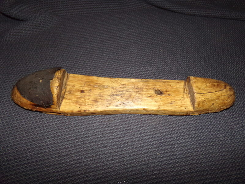 №90. Сапожная доска с кожаной набивкой. Восточная Латвия. 19 век.