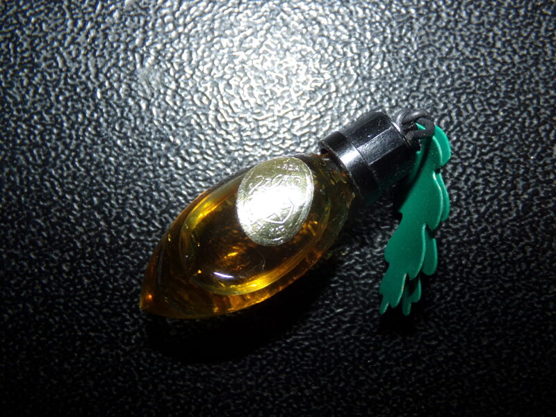 Smaržas "Ozolzīle". PSRS.