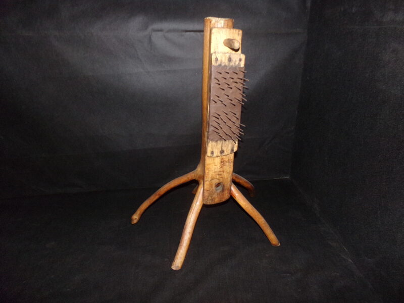 №47. Станок для обработки льна.