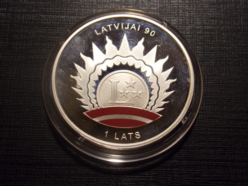 №54. Один лат. Латвия 90. 