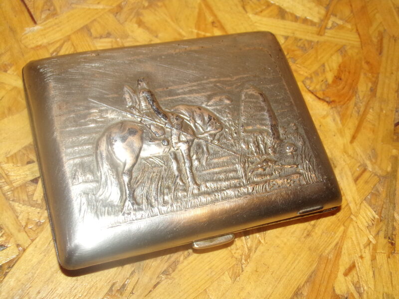 Портсигар времен СССР. "Богатырь на распутье".