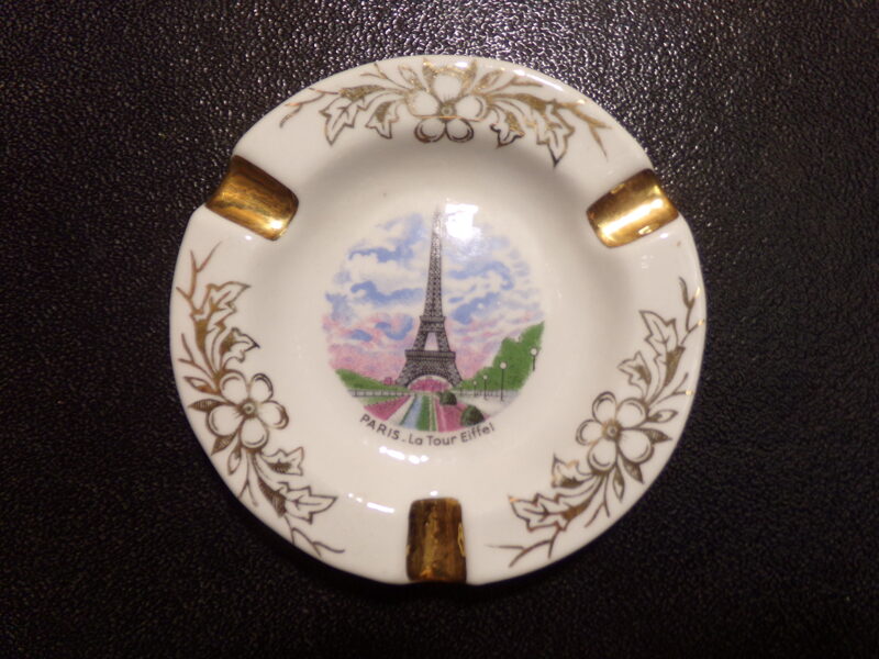 №59. Пепельница "Париж".