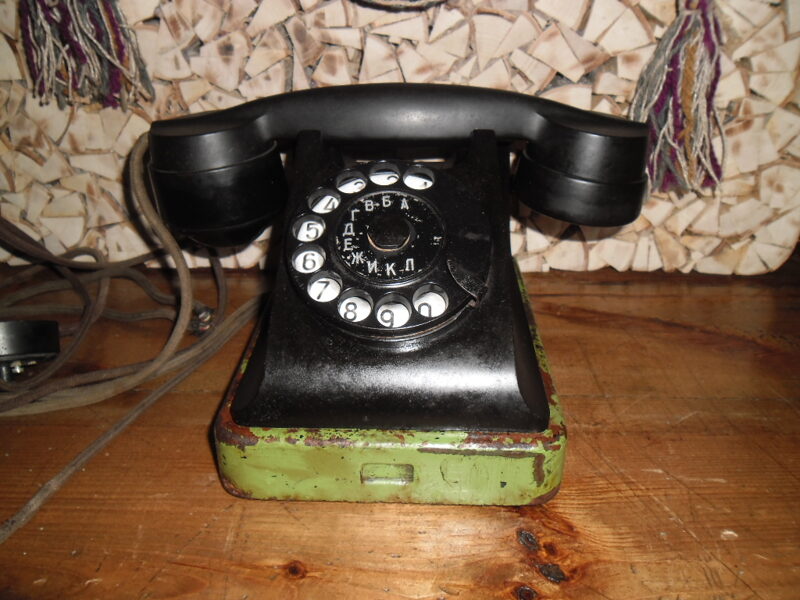 №26. Телефон ВЭФ. СССР. Середина 20 века.