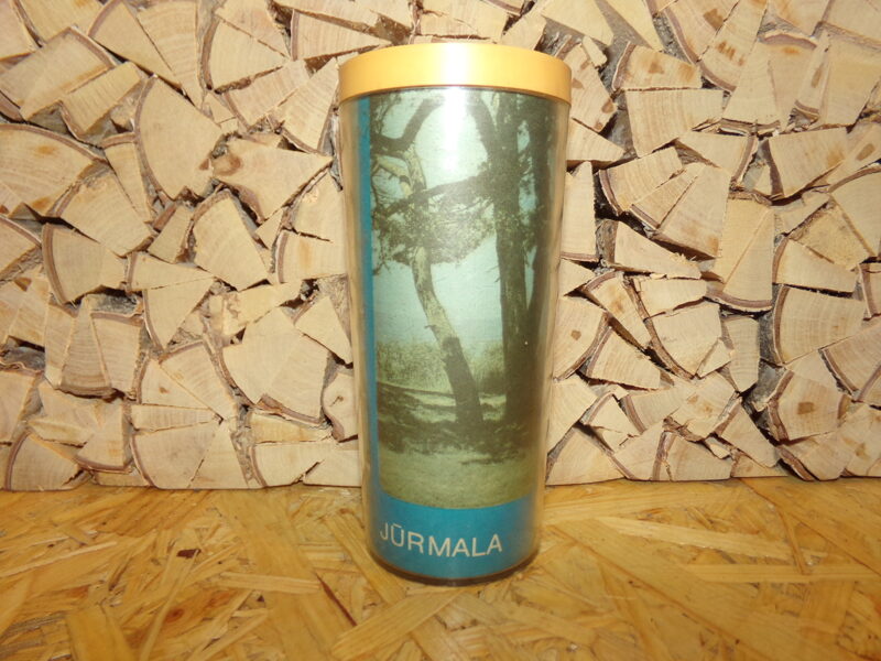 №32. Plastmasas trauks zīmuļiem, pildspalvām. "Jūrmala". PSRS. 197-tie gadi.