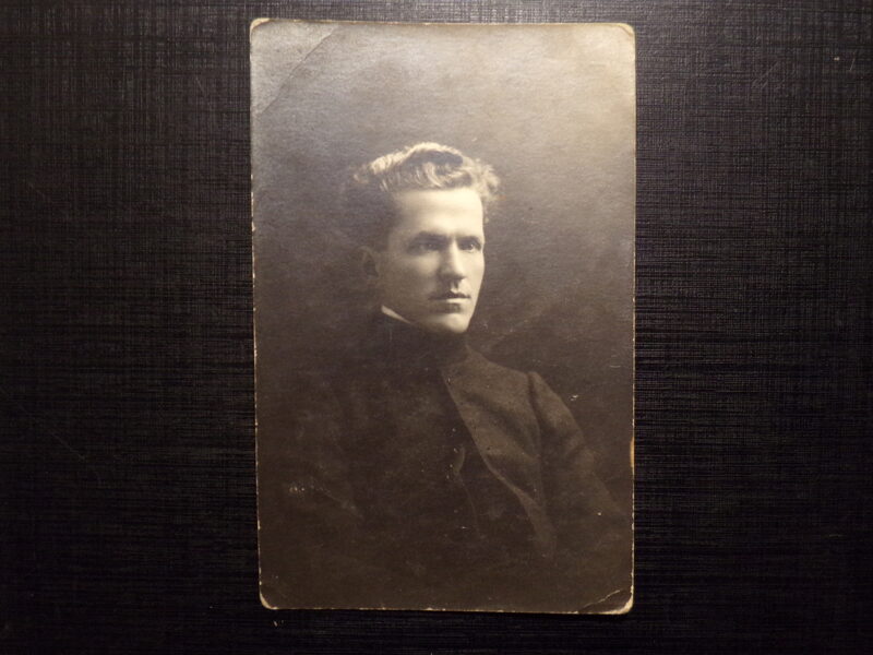 №259. Католический священник Кангарс. Латвия. 1920-30 года.