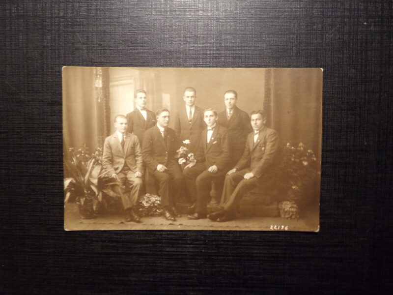 №206. Групповой мужской портрет. Латвия. Вецгулбене. 1926 год.