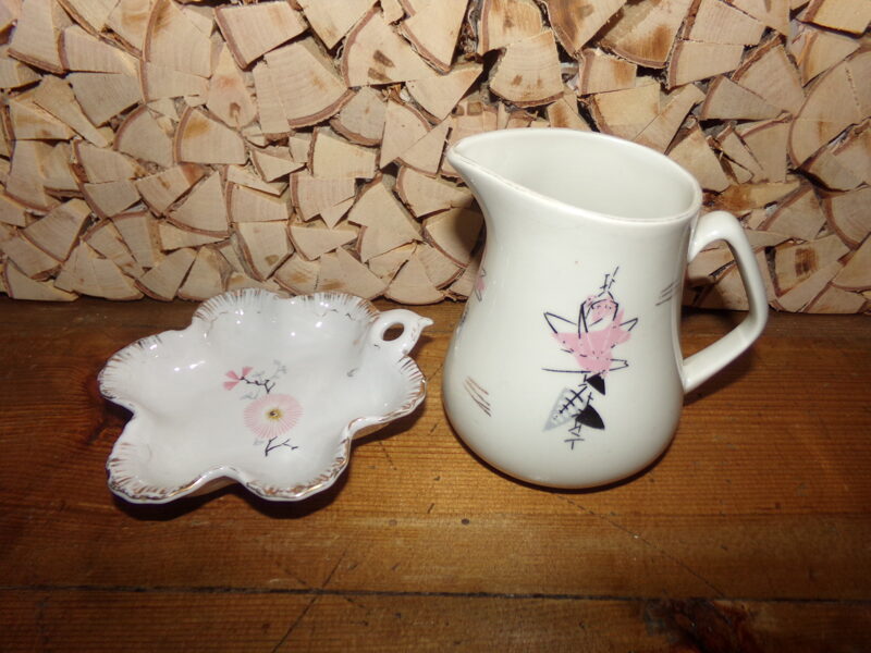 №61. Сливочник и розетка. Рижский фарфор.