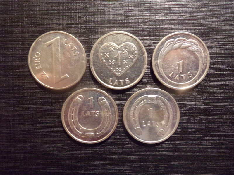 №131. Один лат. 2009-2013 года. Латвия.