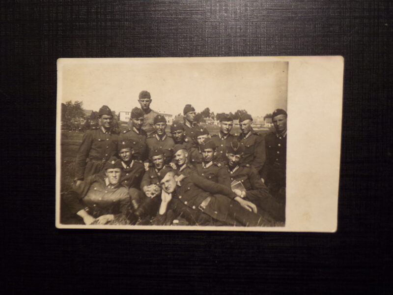 №120. Латвия. 1931 год. Военная часть в городе Цесис. Семейный архив Дубровских.