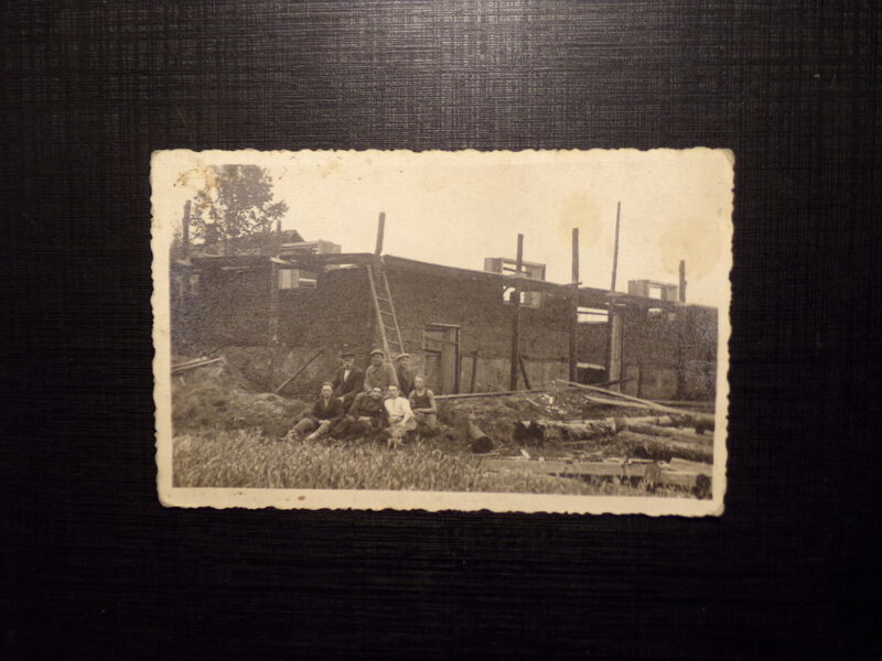 №114. Латвия. 1930-тые года. Сельская стройка.