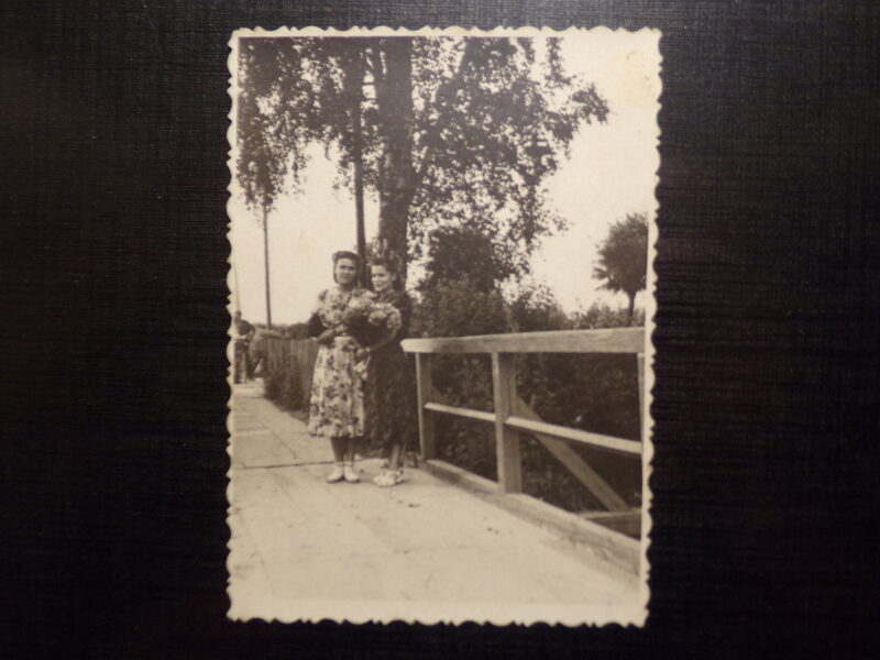 №320. Советская Латвия. Зилупе. Мост через канал между вокзалом и перроном. 1950-тые года.