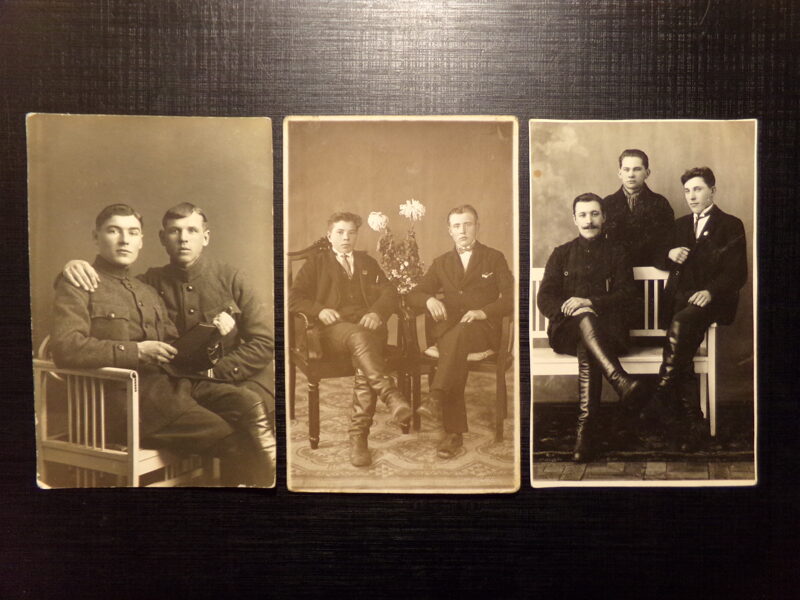 №200. Групповой мужской портрет в студии. Латвия. Начало 20 века.