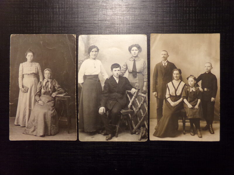 №163. Российская Империя. Начало 20 века. Семейный портрет в студии.