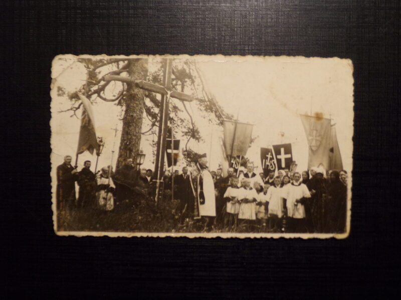 №288. Религиозное мероприятие. Поселок Кушнеры. Восточная Латвия. 1930-тые года.