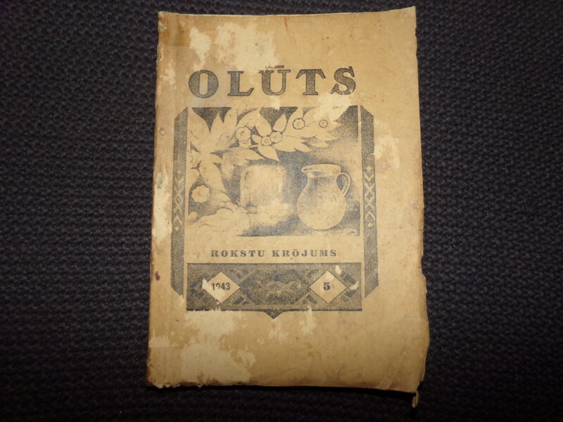 №73. Олутс. Альманах на латгальском языке. Даугавпилс 1943 год. 256 страниц.