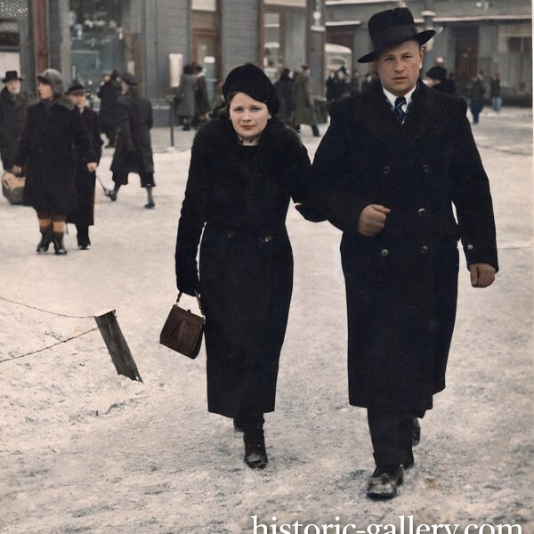 Мария и Николай Дубровские. Рига. Цветная версия.